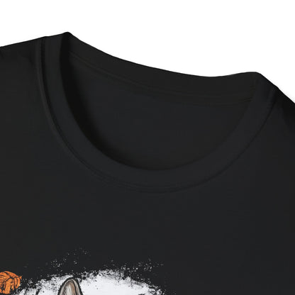 Squirrel Halloween T-Shirt, Cute Nature-Inspired Autumn Tee, Spooky Jack-O'-Lantern Top, Halloween Costume Shirt, Fall Holiday Apparel